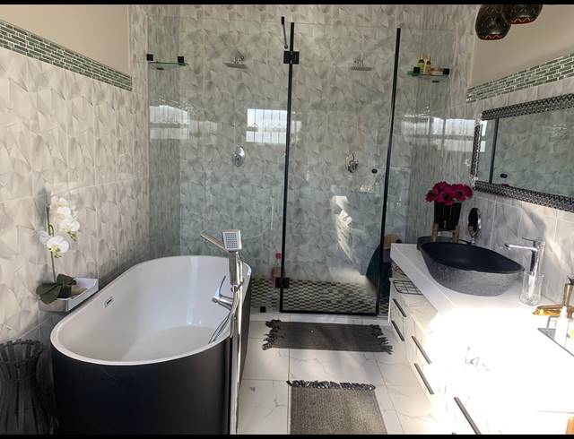 5 BEDROOM HOUSE FOR SALE IN KAYDALE